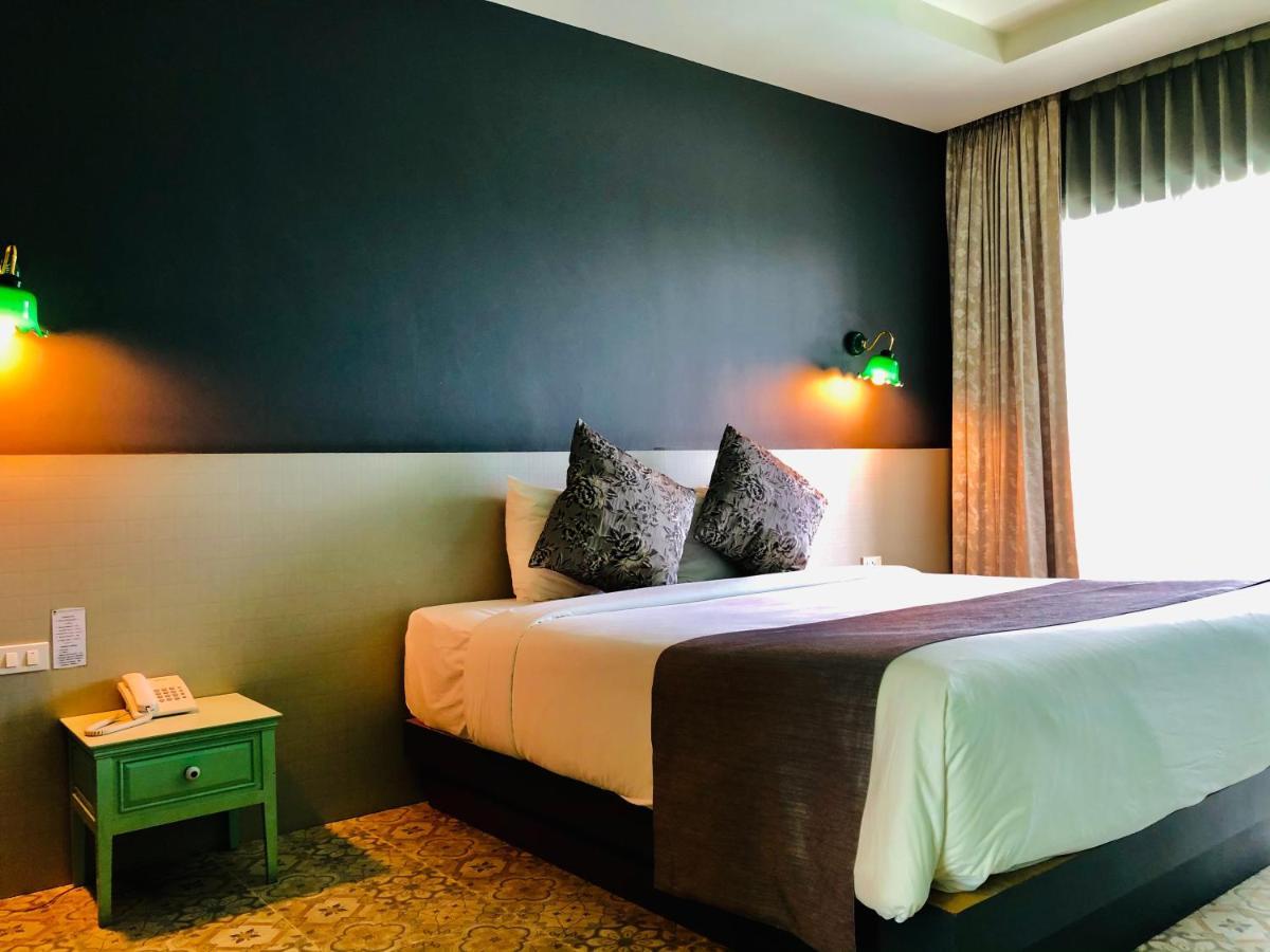 צ'יאנג קונג Chiangkhong Teak Garden Riverfront Onsen Hotel- Sha Extra Plus מראה חיצוני תמונה