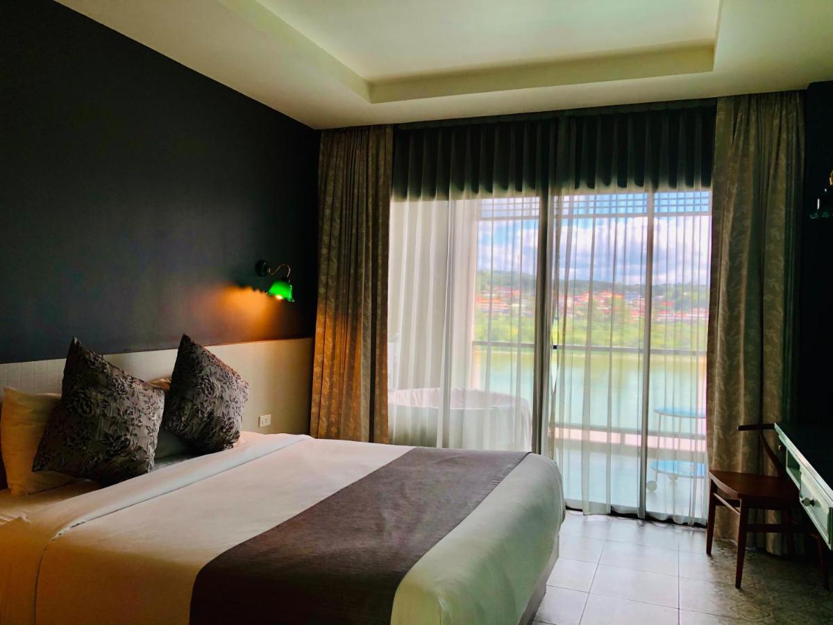 צ'יאנג קונג Chiangkhong Teak Garden Riverfront Onsen Hotel- Sha Extra Plus מראה חיצוני תמונה
