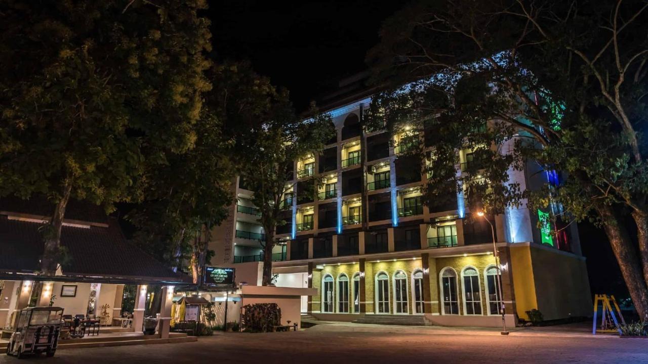 צ'יאנג קונג Chiangkhong Teak Garden Riverfront Onsen Hotel- Sha Extra Plus מראה חיצוני תמונה