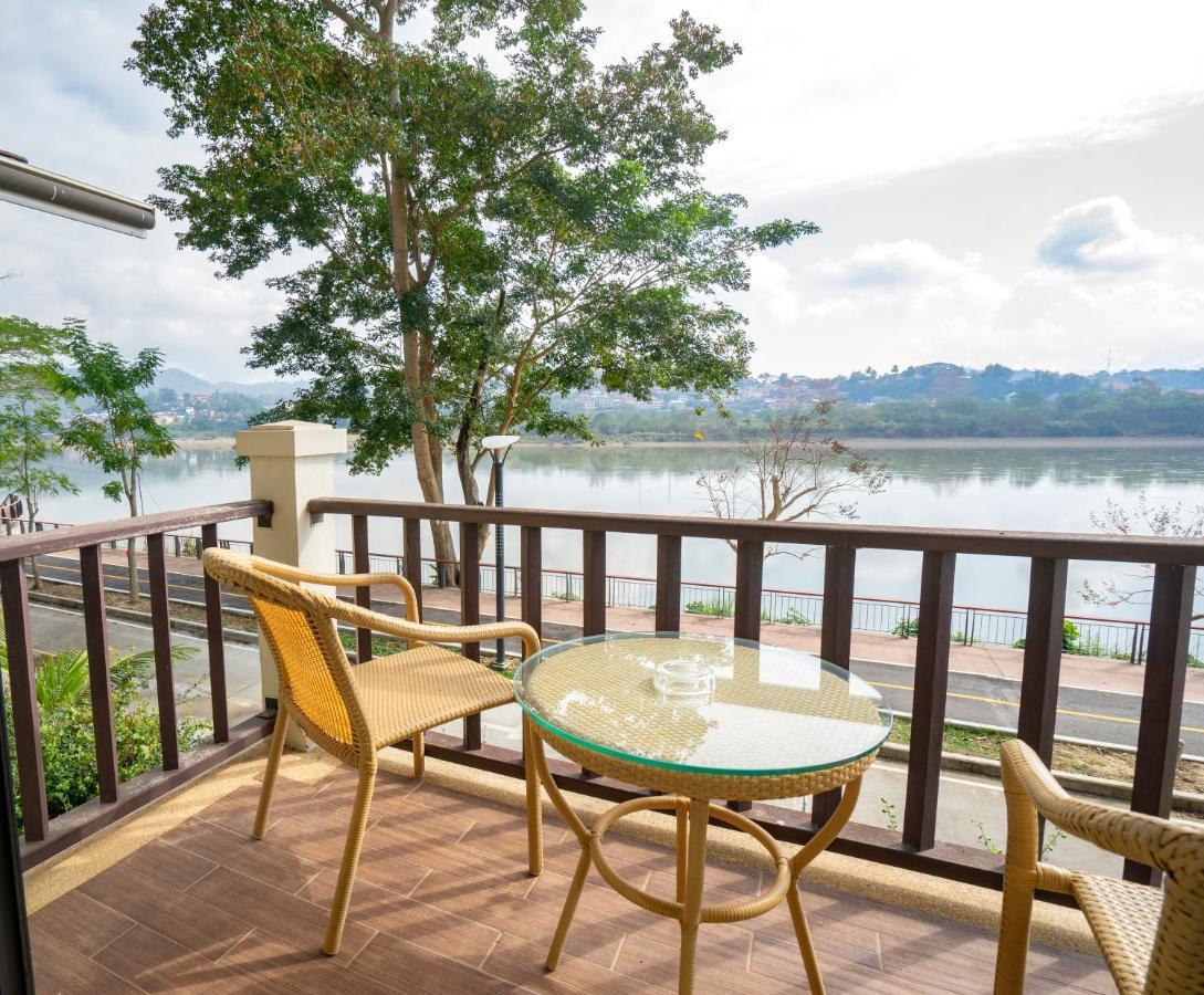צ'יאנג קונג Chiangkhong Teak Garden Riverfront Onsen Hotel- Sha Extra Plus מראה חיצוני תמונה
