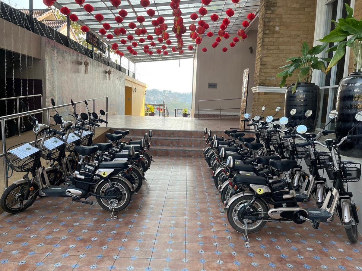 צ'יאנג קונג Chiangkhong Teak Garden Riverfront Onsen Hotel- Sha Extra Plus מראה חיצוני תמונה