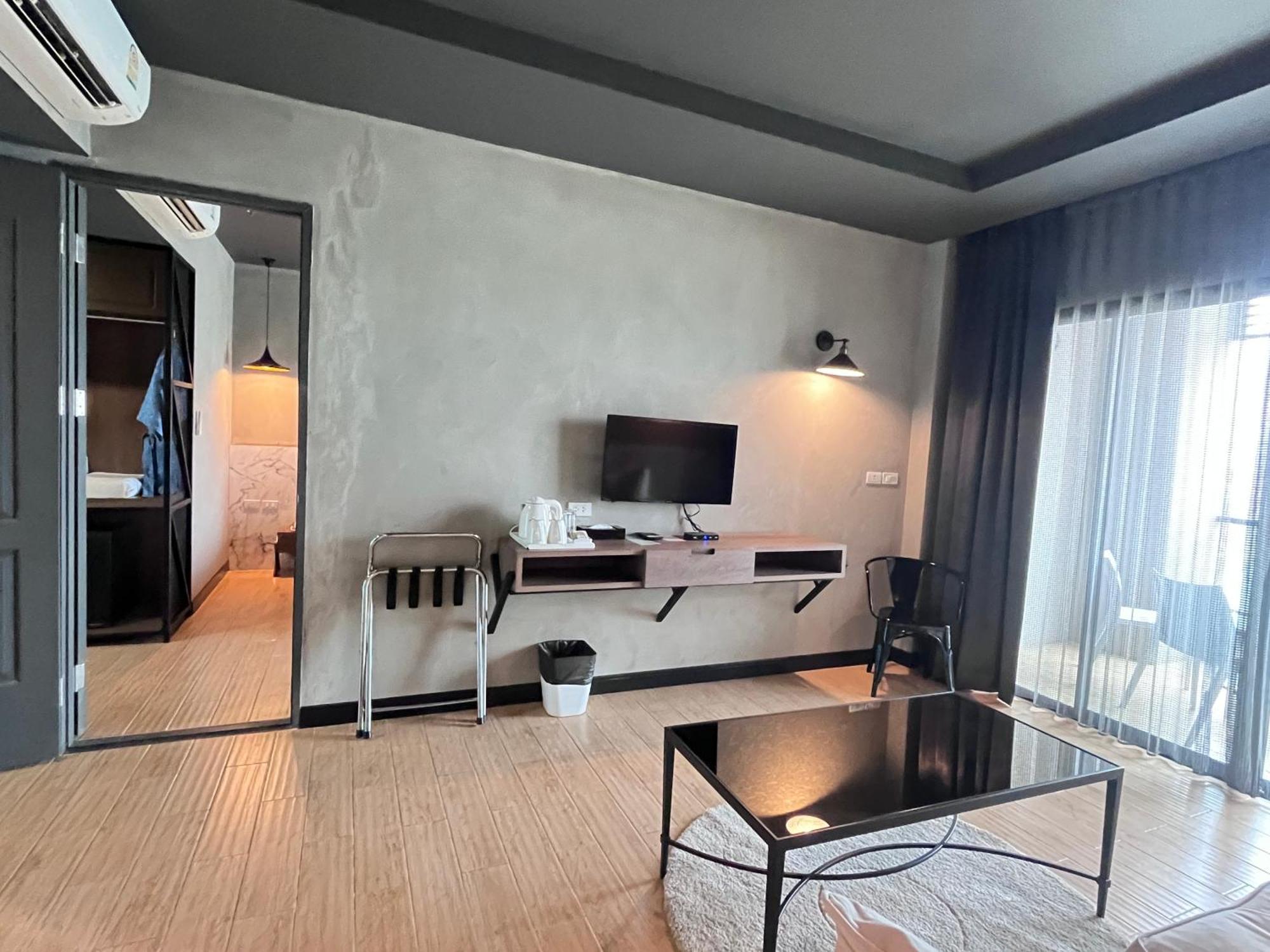 צ'יאנג קונג Chiangkhong Teak Garden Riverfront Onsen Hotel- Sha Extra Plus מראה חיצוני תמונה
